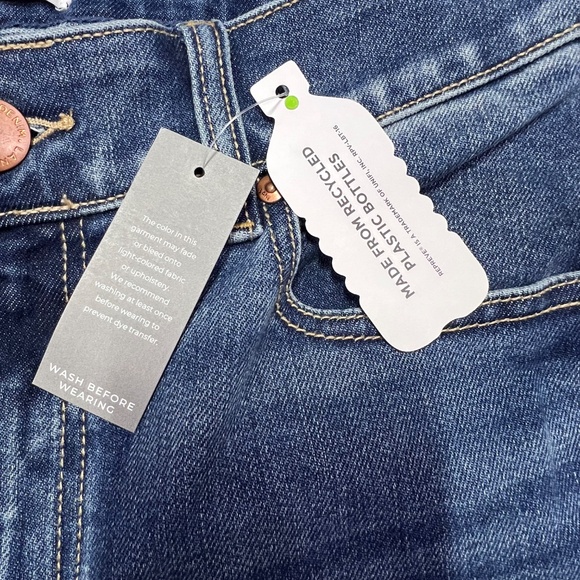 👖NWT🤩 |•LANE BRYANT•| Curvy Fit High-Rise Flare Flex Magic Waistband Size 12S - Picture 6 of 10